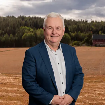Vegard Tønsberg, Eiendomsmegler